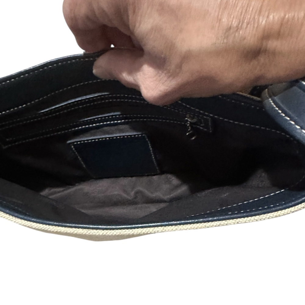 Vintage 90’s Coach Bleeker Flap Handbag Deep Navy Blue Leather & Wheat Canvas - Picture 13 of 16